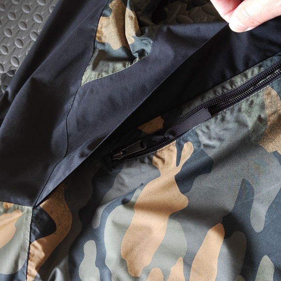 The North Face 1994 Camo Mountain Jacket Dryvent - Picture 11 of 13